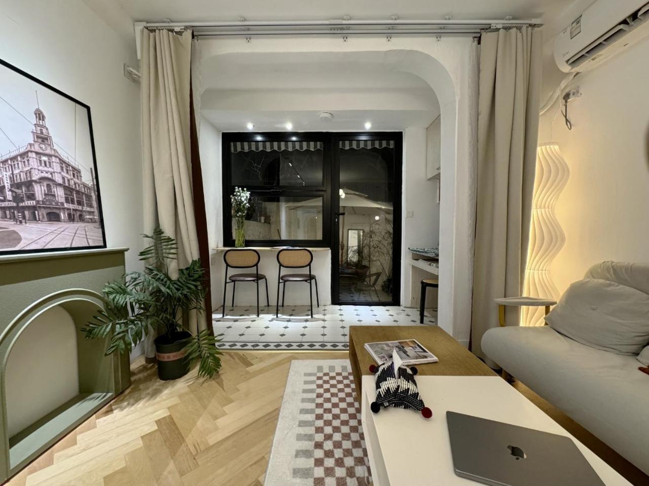 שנגחאי Apartment Near Nanjing Road/ Jing'An Temple/ Renmin Plaza מראה חיצוני תמונה